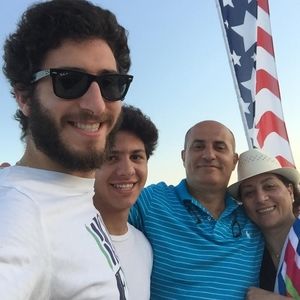 Meet your Posher, Charbel